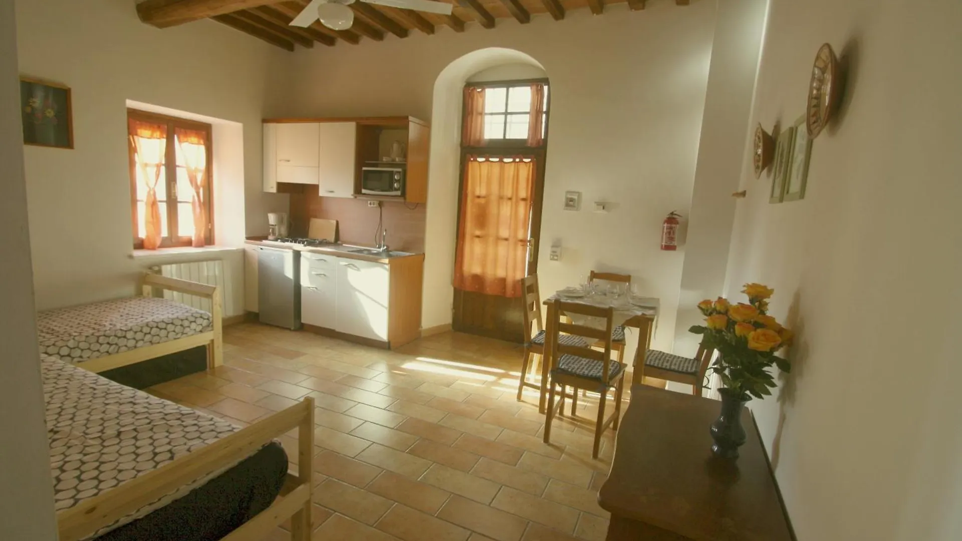 Lo Scricciolo Apartment Montecastelli Pisano Italy