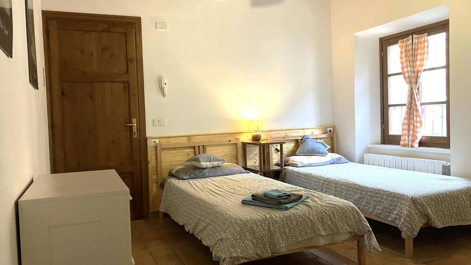 Lo Scricciolo Apartment Montecastelli Pisano Italy