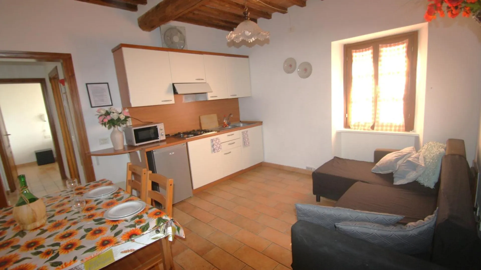 Lo Scricciolo Apartment Montecastelli Pisano 0*,